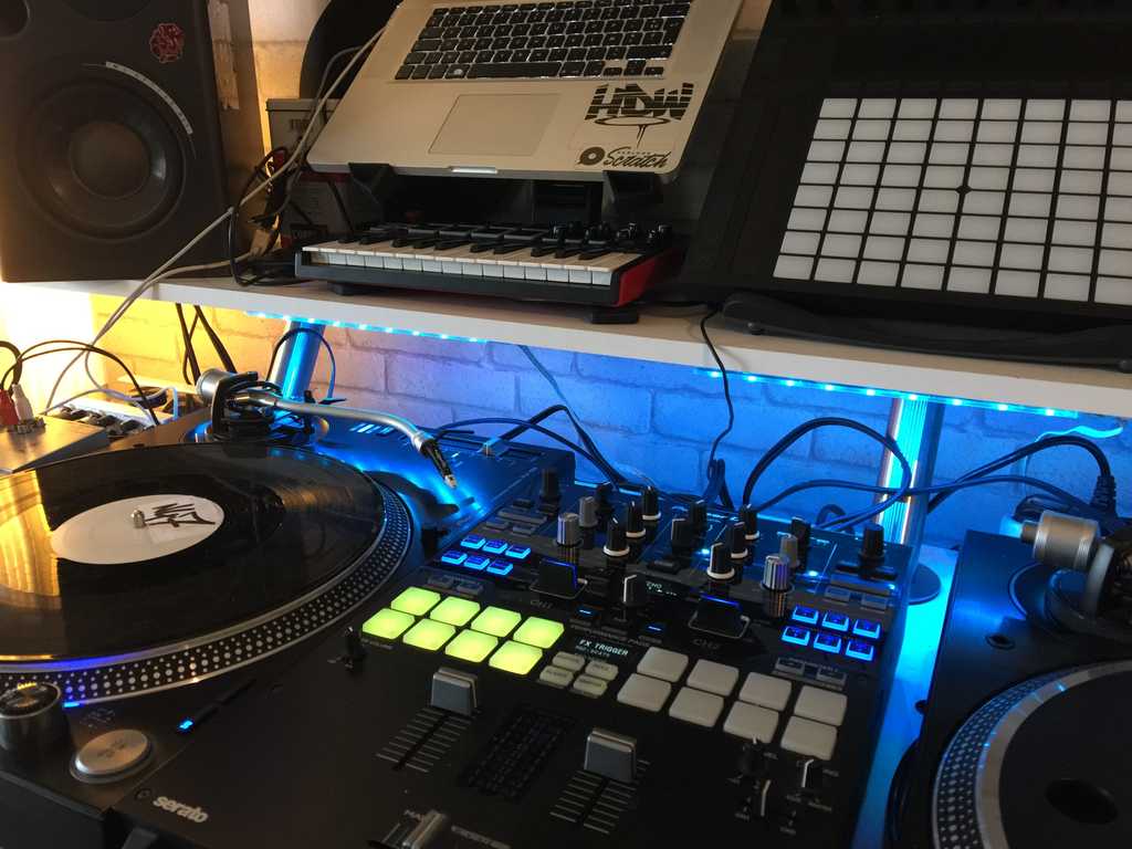 Turntablism : apprendre et développer ses techniques de scratch